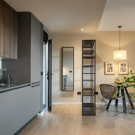 Oltremare With Pool 라벡