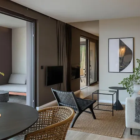 Apartment Oltremare With Pool